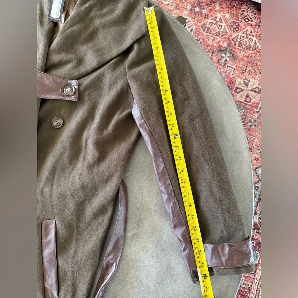 NWT Pretty Little Thing Chocolate Brown trench coat size 10. - Picture 8 of 10